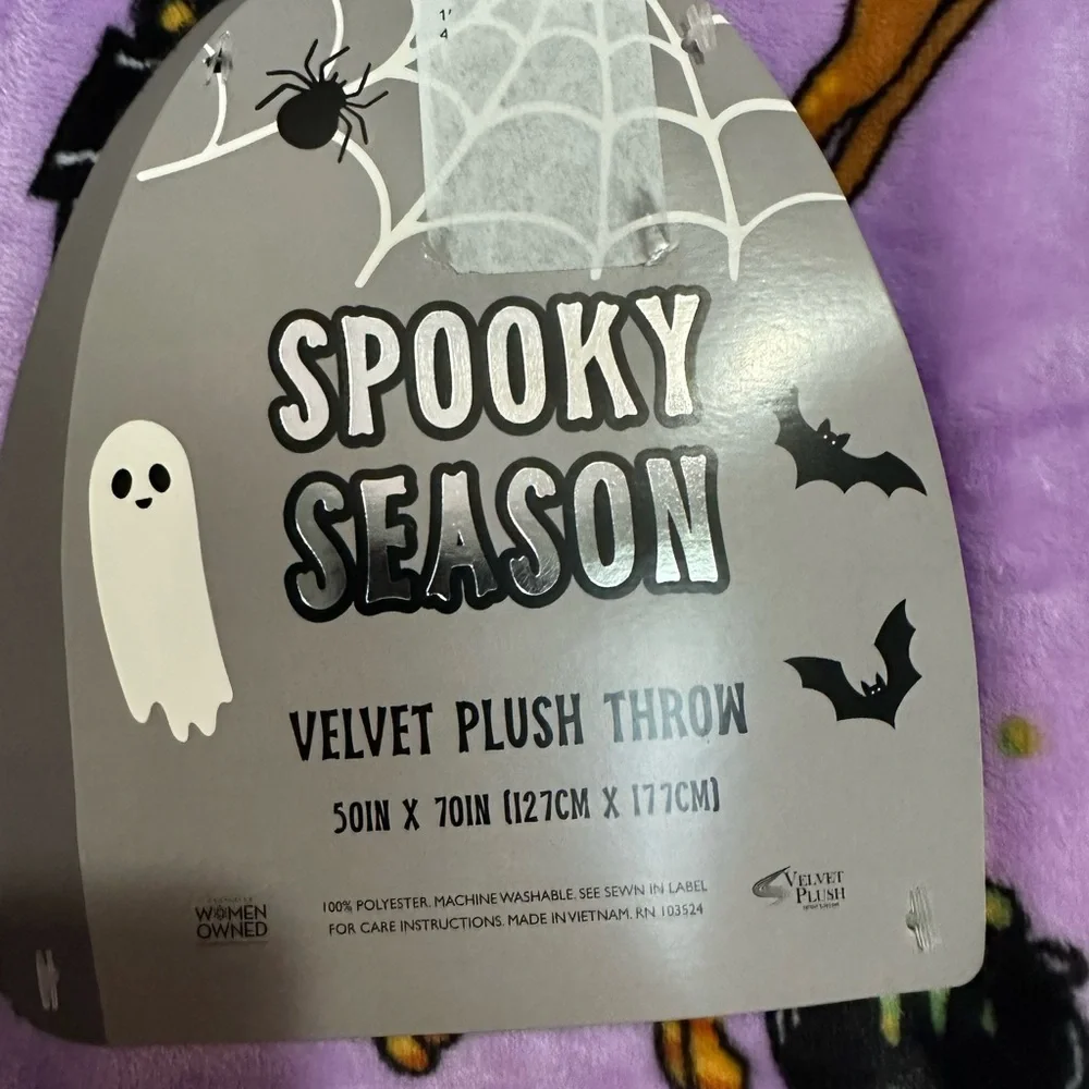 Spooky Season Velvet Plush Throw Blanket - Purple
